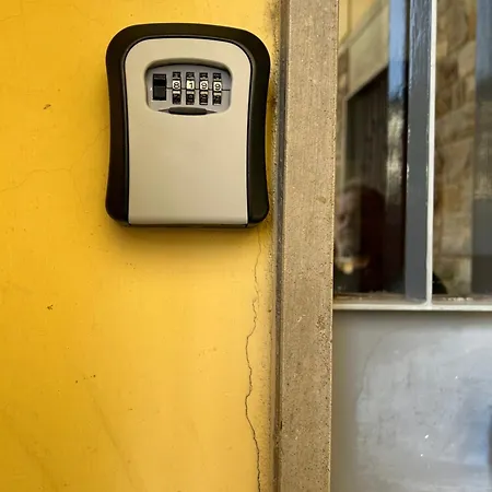 Incantevole Con Patio Appartamento *