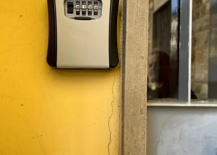 Incantevole Con Patio Διαμέρισμα *