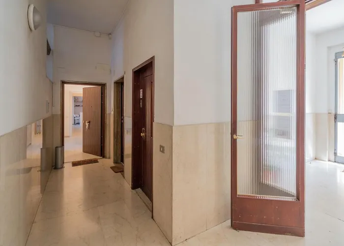 Incantevole Con Patio Διαμέρισμα