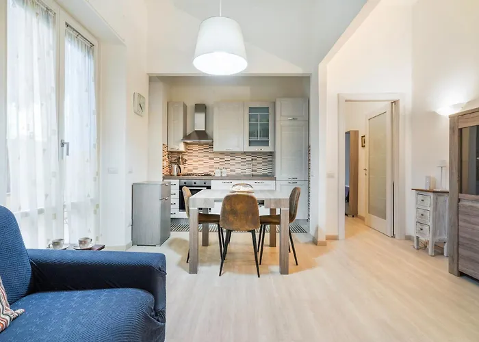 Incantevole Con Patio Διαμέρισμα *